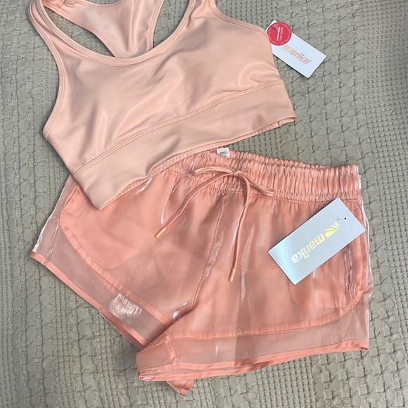New Peach/Coral Cute Shorts! 🍑 - Picture 2 of 5